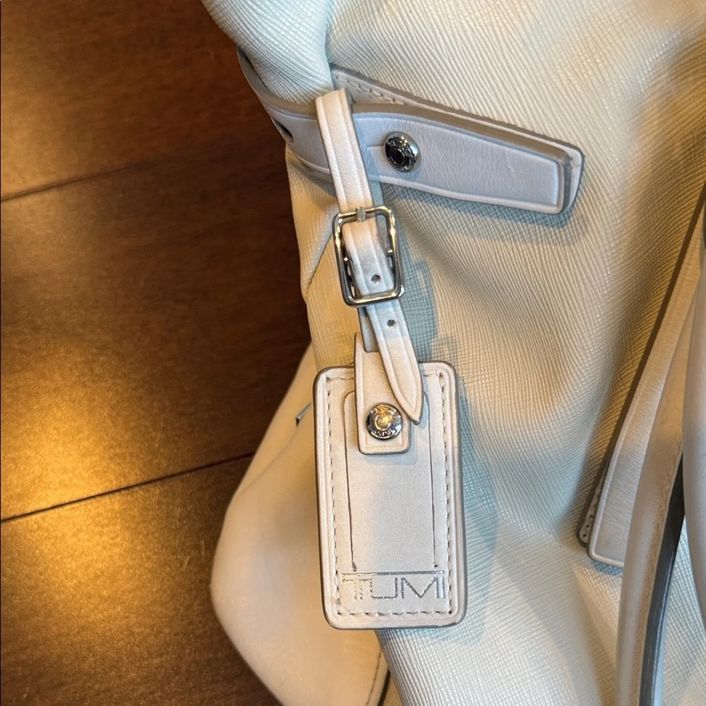Tumi Cream Leather laptop businessTravel Tote Bag - Picture 5 of 9